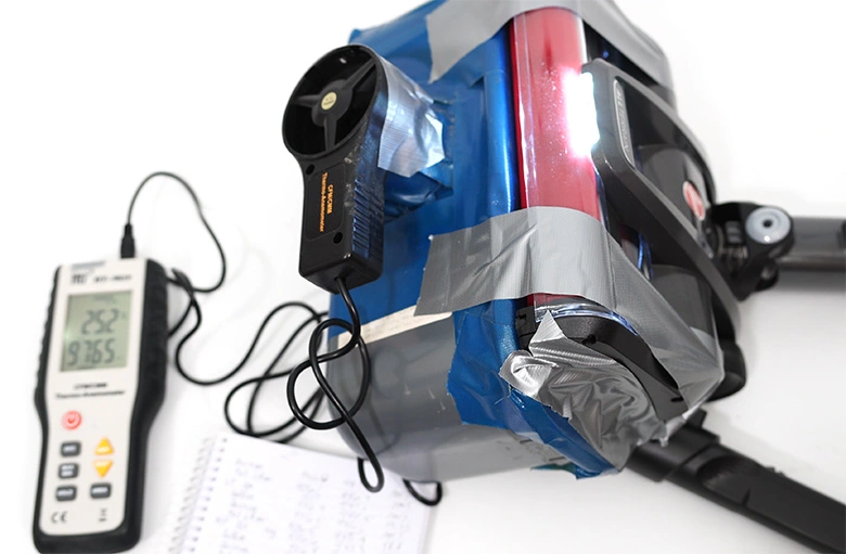 Airflow test using an anemometer