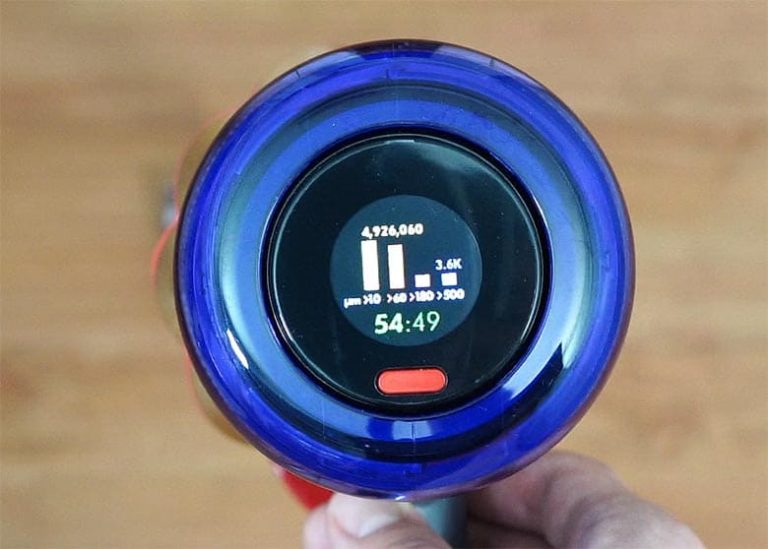 Dyson V12 Detect vs V11 Comparison