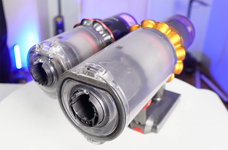 Dyson V9 vs V15 dustbin