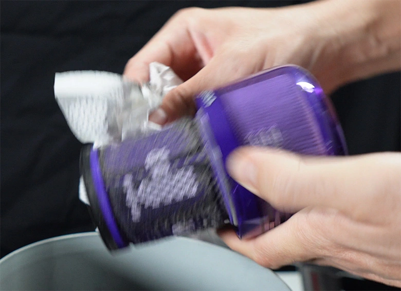 How to Clean Dyson V12 Filter Dry Method