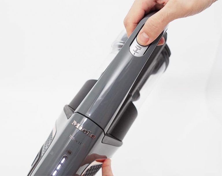 Miele Triflex HX1 vs. Dyson V15 Detect Cordless Vacuum Guide