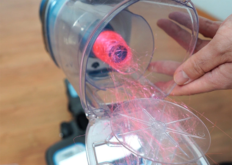 dustbin wrapped with hair